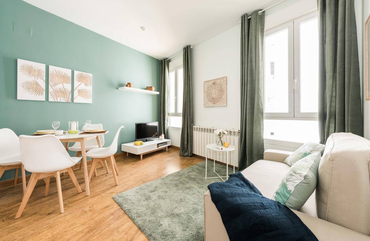 Apartmán Gran Via I Santa Ana Madrid Exteriér fotografie
