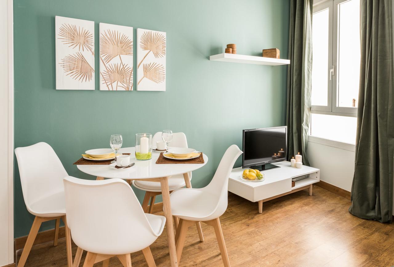 Apartmán Gran Via I Santa Ana Madrid Exteriér fotografie