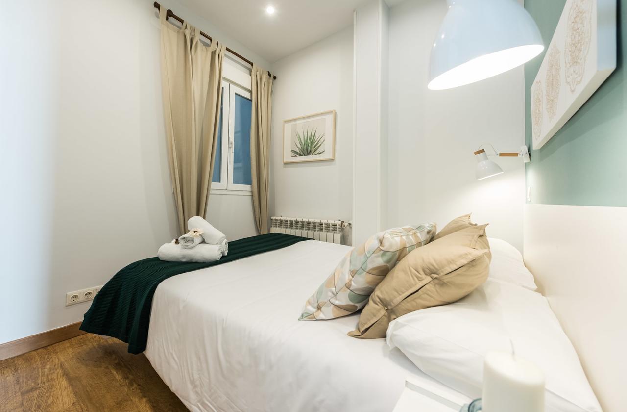 Apartmán Gran Via I Santa Ana Madrid Exteriér fotografie