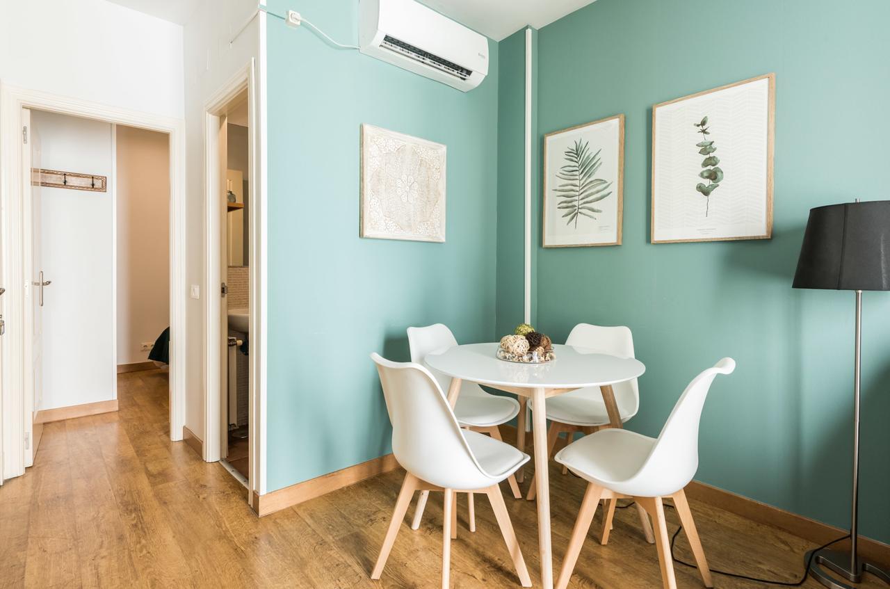 Apartmán Gran Via I Santa Ana Madrid Exteriér fotografie