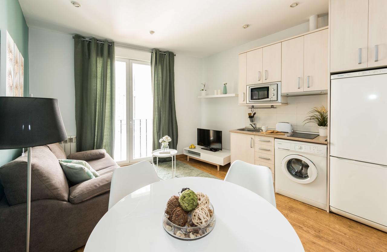 Apartmán Gran Via I Santa Ana Madrid Exteriér fotografie