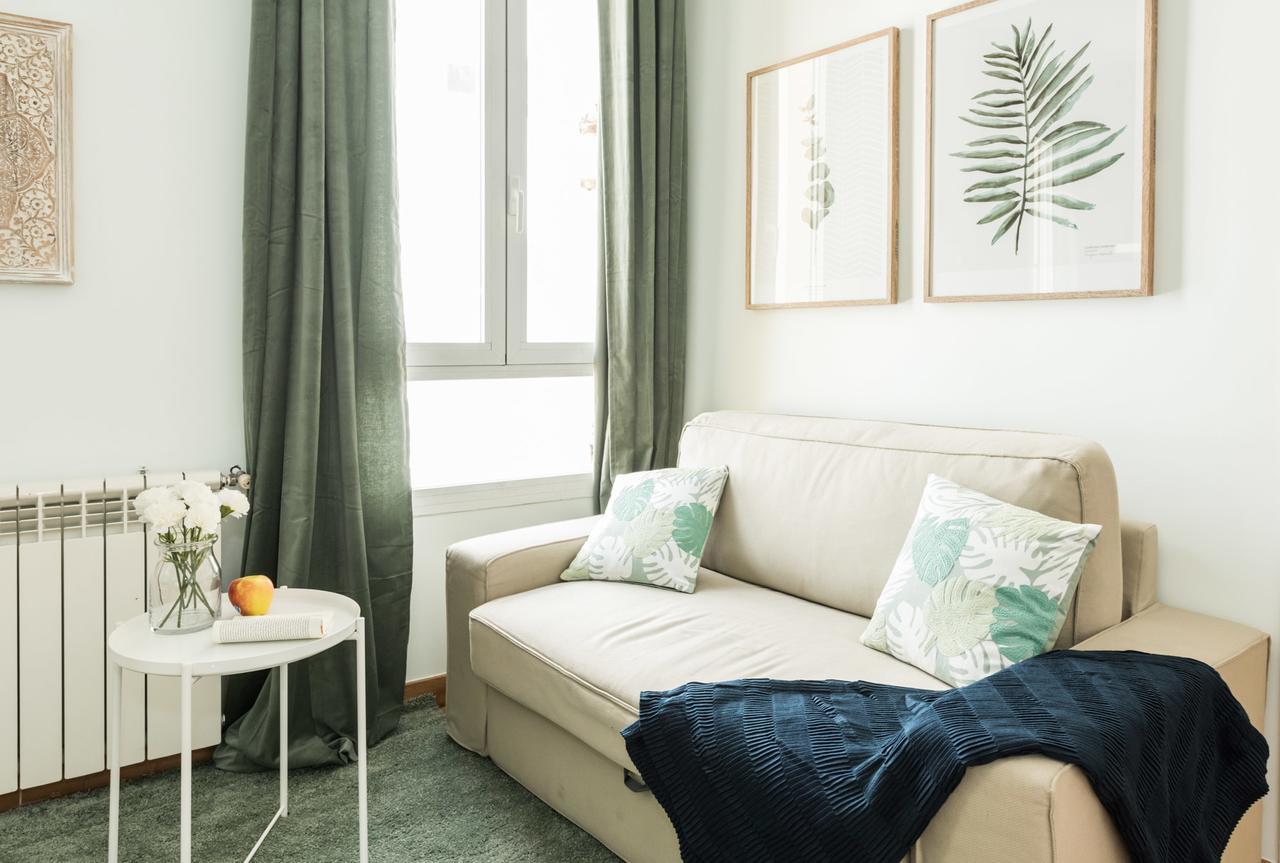 Apartmán Gran Via I Santa Ana Madrid Exteriér fotografie