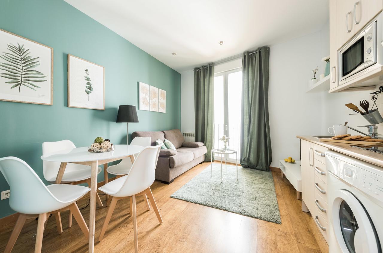 Apartmán Gran Via I Santa Ana Madrid Exteriér fotografie